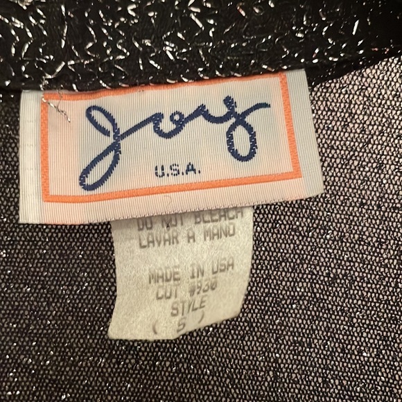 Black top with Silver thread woven in. Size S - Picture 3 of 12